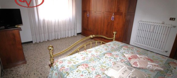 Villa de 4 divisões em San Giovanni Valdarno, Italy N.º 227398 43