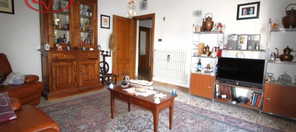 Villa de 4 divisões em San Giovanni Valdarno, Italy N.º 227398 26