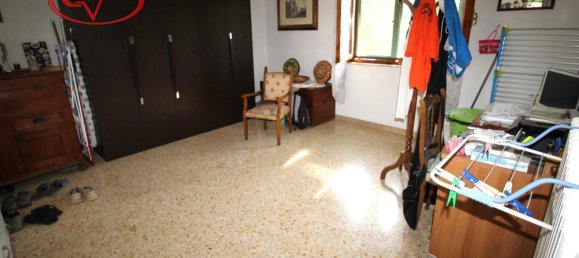 Villa de 4 divisões em San Giovanni Valdarno, Italy N.º 227398 36