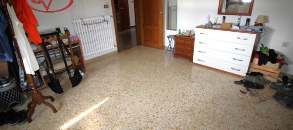 Villa de 4 divisões em San Giovanni Valdarno, Italy N.º 227398 38