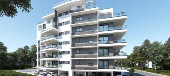 2 bedrooms Apartment in Larnaca, Cyprus No. 8100 5
