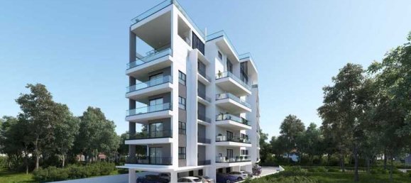 2 bedrooms Apartment in Larnaca, Cyprus No. 8100 6