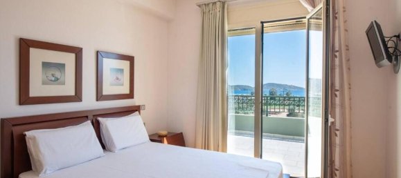 4 bedrooms Commercial property in Agios Nikolaos, Greece No. 5270 13