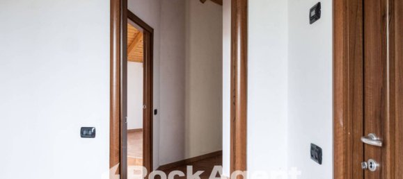 Apartamento T2 em Montesegale, Italy N.º 314638 10