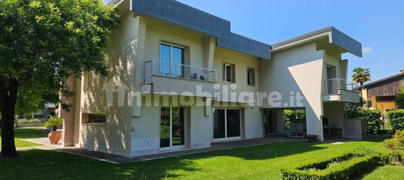 3 Schlafzimmer Villa in Tombolo, Italy, Nr. 359428 2