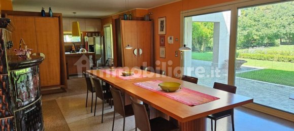 3 Schlafzimmer Villa in Tombolo, Italy, Nr. 359428 16