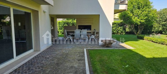 3 Schlafzimmer Villa in Tombolo, Italy, Nr. 359428 10