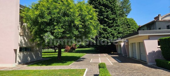 3 Schlafzimmer Villa in Tombolo, Italy, Nr. 359428 3
