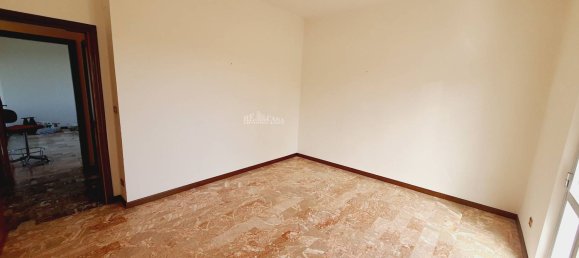 8-Zimmer Haus in Castel di Lama, Italy, Nr. 147243 10