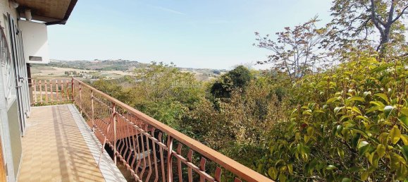 8-Zimmer Haus in Castel di Lama, Italy, Nr. 147243 15