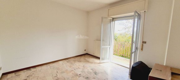 8-Zimmer Haus in Castel di Lama, Italy, Nr. 147243 8