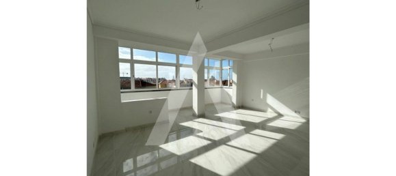 3 bedrooms Apartment in Cascais, Portugal No. 66991 2