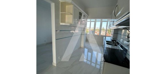 3 bedrooms Apartment in Cascais, Portugal No. 66991 4