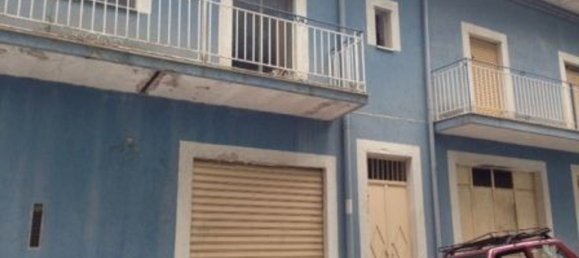 600m² Building in Monreale, Italy No. 142697 3