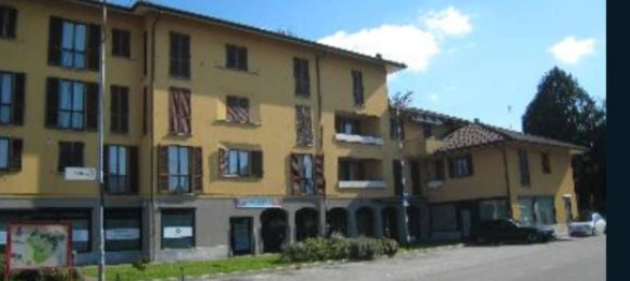 3 rooms Apartment in Lentate sul Seveso, Italy No. 305335 7