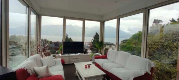3 rooms Apartment in Luino, Italy No. 179949 5