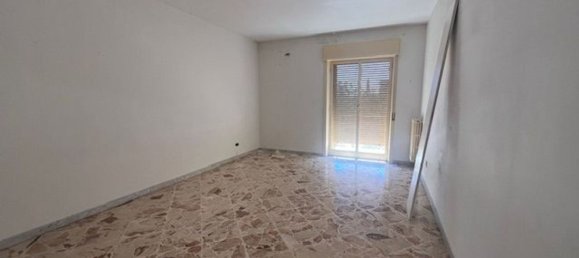4 rooms Apartment in Brindisi, Italy No. 298730 9