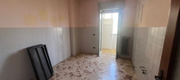 4 rooms Apartment in Brindisi, Italy No. 298730 5
