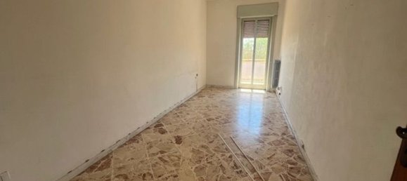 4 rooms Apartment in Brindisi, Italy No. 298730 7