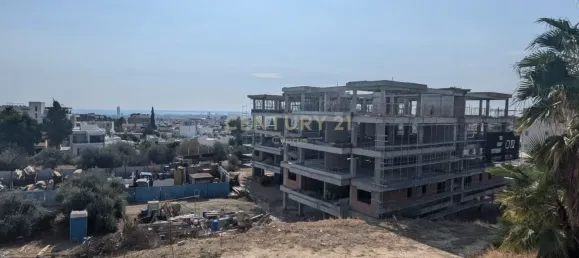 2 bedrooms Apartment in Limassol, Cyprus No. 3945 4