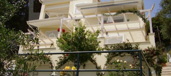 4 chambres villa à vendre à Perama, Piraeus, Attica, Greece № 306 4