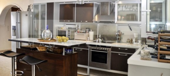 4 chambres villa à vendre à Perama, Piraeus, Attica, Greece № 306 6