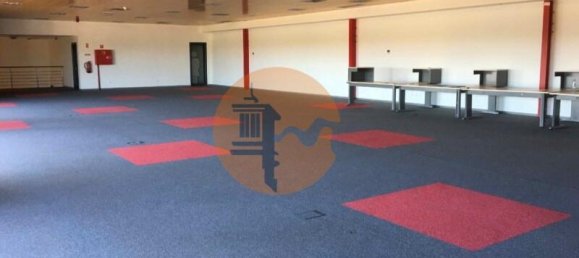 Lagerhaus in Quelfes, Portugal 4796m², Nr. 265190 5