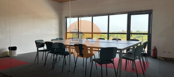 Lagerhaus in Quelfes, Portugal 4796m², Nr. 265190 33