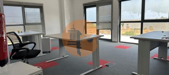 Lagerhaus in Quelfes, Portugal 4796m², Nr. 265190 24