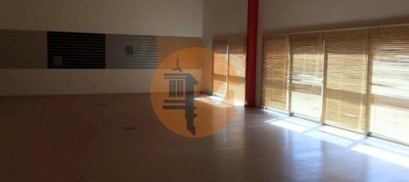 Lagerhaus in Quelfes, Portugal 4796m², Nr. 265190 10