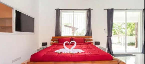 6 bedrooms Villa in Pattaya, Thailand No. 5478 14