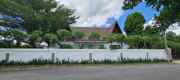 6 bedrooms Villa in Pattaya, Thailand No. 5478 22
