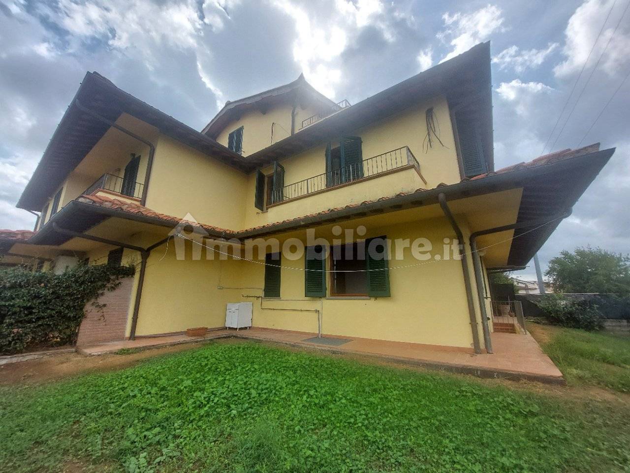 3 غرف نوم شقة في Castelfranco Piandiscò, Italy رقم 356325