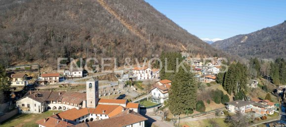 Вилла с 4 спальнями в Вальганна, Италия № 132352 2