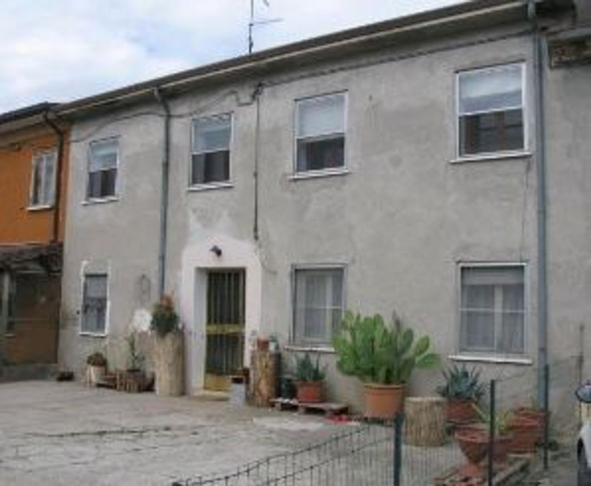 8 rooms House in San Pietro di Morubio, Italy No. 75057