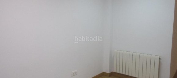 2 bedrooms Apartment in Zaragoza, Spain No. 166775 21