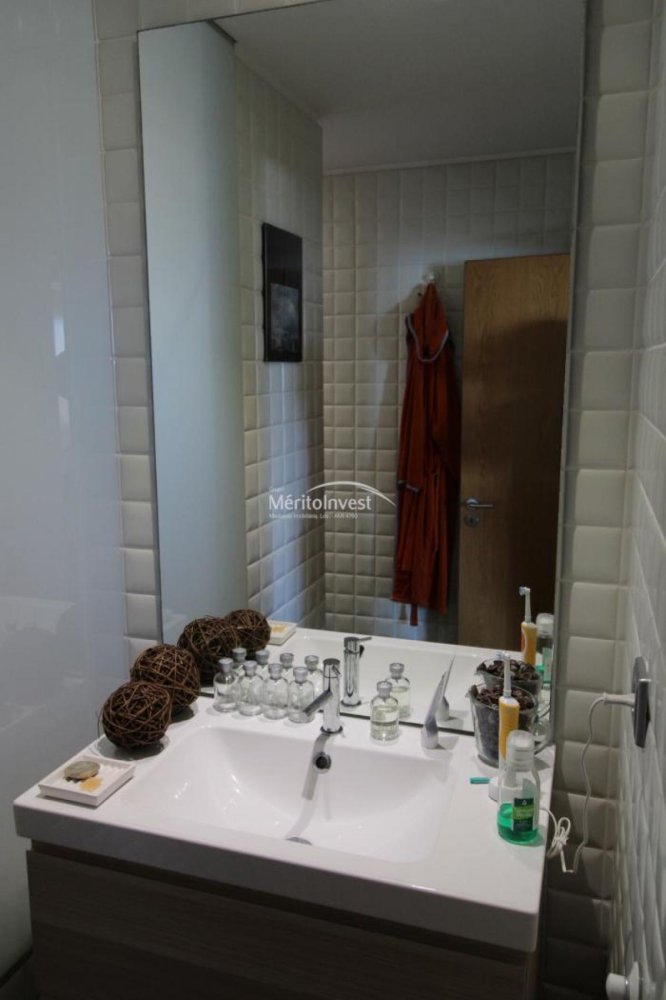 Квартира с 2 спальнями в Порту, Португалия № 5352