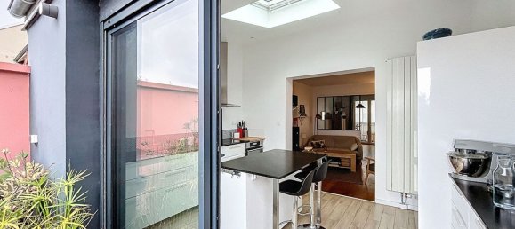 Casa T4 em Suresnes, France N.º 161756 2