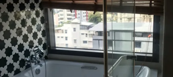 2 chambres Condo à Khlong Toei, Thailand No. 75676 3