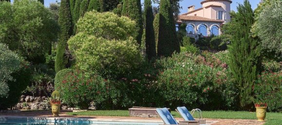 12 bedrooms House in Mougins, France No. 331712 3