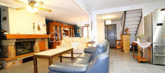 4 bedrooms Villa in Epernon, France No. 53953 27