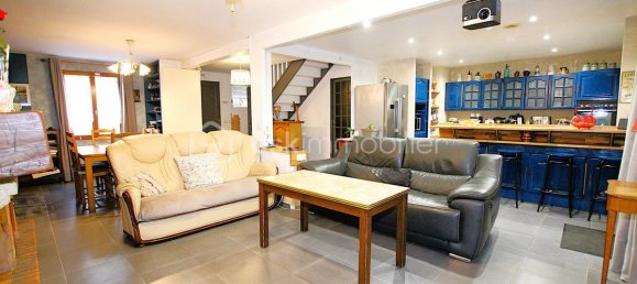 4 bedrooms Villa in Epernon, France No. 53953 5