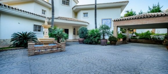 6 bedrooms Villa in La Quinta, Spain No. 143528 23
