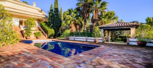 6 bedrooms Villa in La Quinta, Spain No. 143528 2