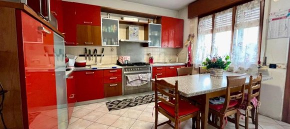 6 rooms Villa in Pordenone, Italy No. 284986 8