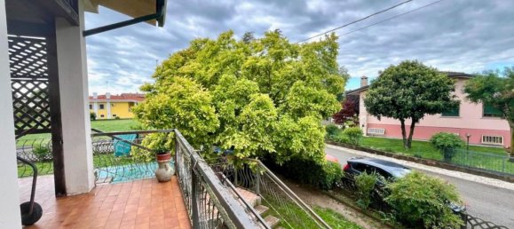 6 rooms Villa in Pordenone, Italy No. 284986 2