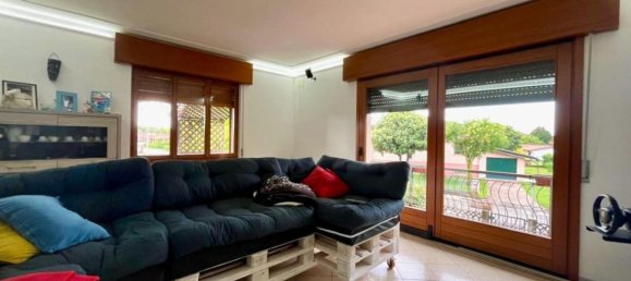 6 rooms Villa in Pordenone, Italy No. 284986 5