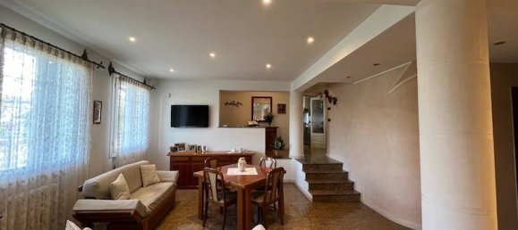 5 bedrooms Villa in Sant'Angelo di Piove di Sacco, Italy No. 275637 11