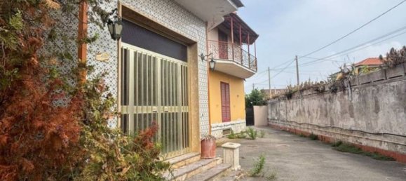 5 rooms Building in Castel Volturno, Italy No. 310742 4