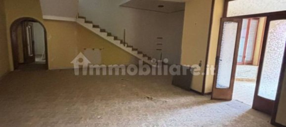 5 rooms Building in Castel Volturno, Italy No. 310742 8